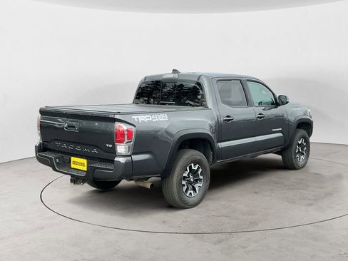 Certified 2022 Toyota Tacoma TRD Off-Road w/ Technology Package image 5