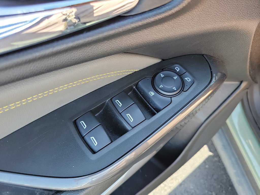 Certified 2024 Chevrolet Trax ACTIV w/ Sunroof Package FWD image 22