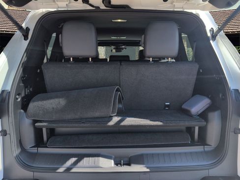 Certified 2025 Lexus LX 700h Overtrail image 20