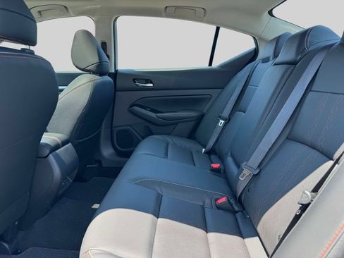 Certified 2025 Nissan Altima 2.5 SR w/ SR Premium Package FWD image 11