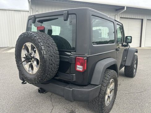 Used 2018 Jeep Wrangler Sport w/ LED Lighting Group AWD/4WD image 3