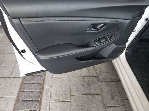 Certified 2025 Nissan Sentra S FWD image 28