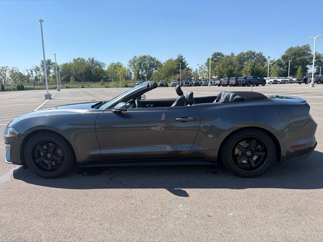 Used 2018 Ford Mustang Premium RWD image 17