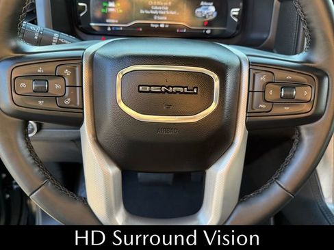 Used 2023 GMC Yukon Denali image 30