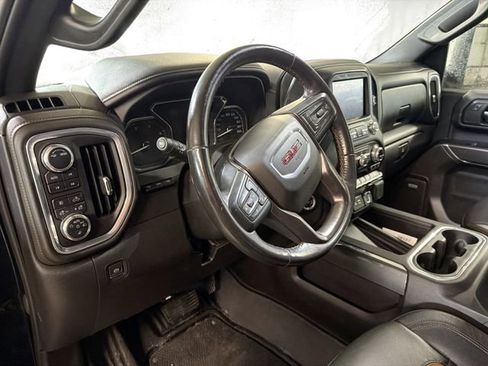 Used 2022 GMC Sierra 2500 AT4 w/ AT4 Premium Plus Package image 8