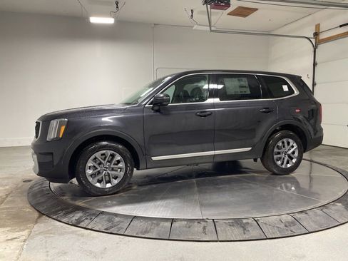 New 2025 Kia Telluride LX image 4