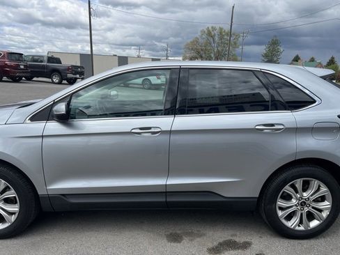 Used 2024 Ford Edge Titanium image 6