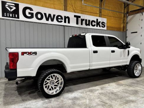 Used 2020 Ford F250 XL w/ Power Equipment Group AWD/4WD image 6