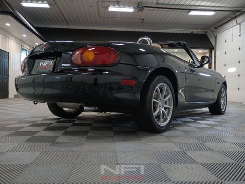 Used 1999 MAZDA MX-5 Miata RWD image 28