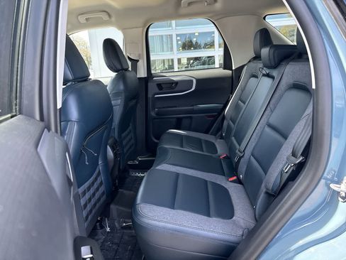 Used 2022 Ford Bronco Sport Outer Banks image 8