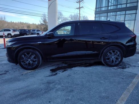 Used 2023 Acura MDX A-Spec image 3