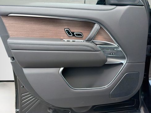 New 2026 Land Rover Range Rover SE AWD/4WD image 23