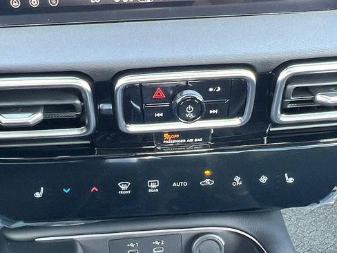 New 2026 Nissan Sentra SV image 4