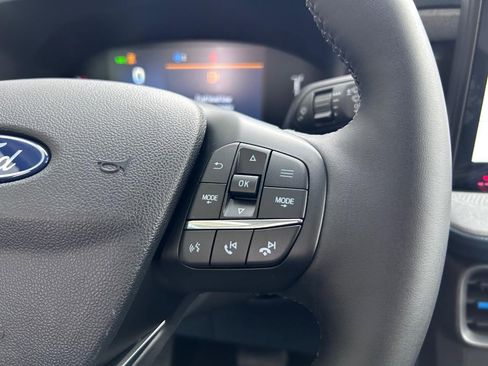 New 2025 Ford Maverick XLT w/ XLT Luxury Package image 13