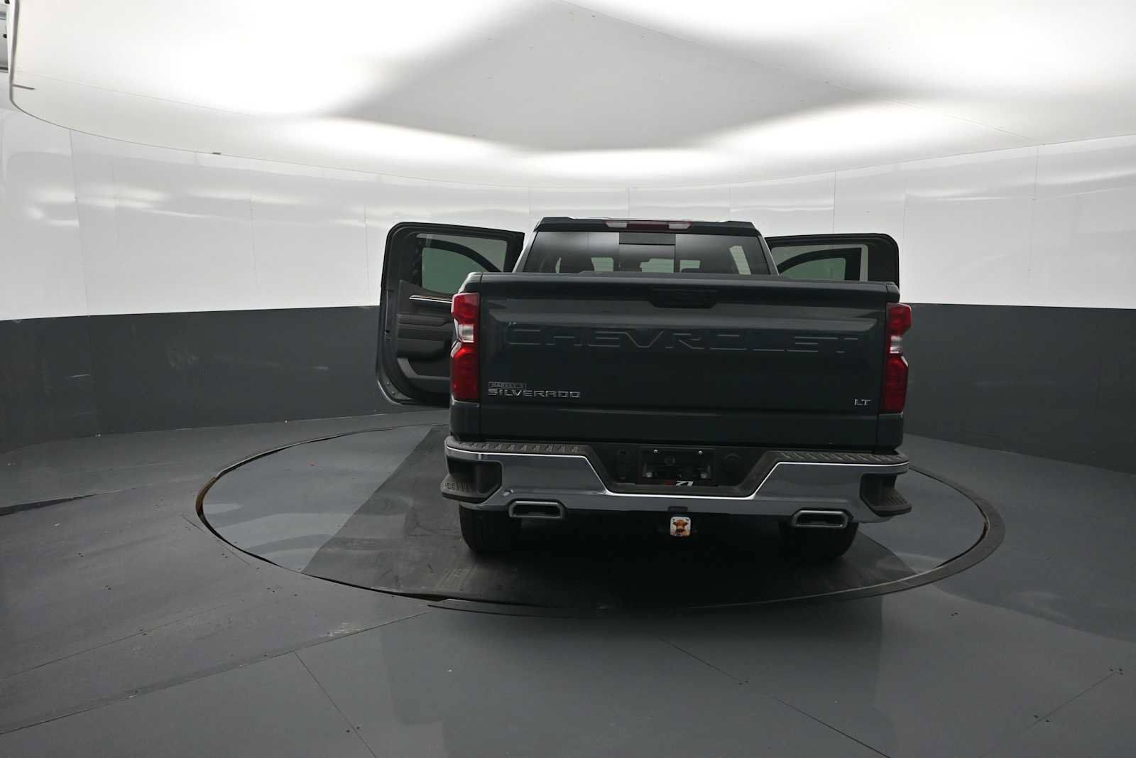 Used 2025 Chevrolet Silverado 1500 LT w/ Z71 Off-Road Package AWD/4WD image 71