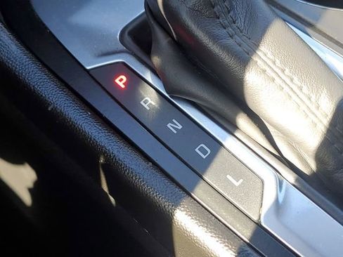 Used 2019 Chevrolet Equinox LT image 21