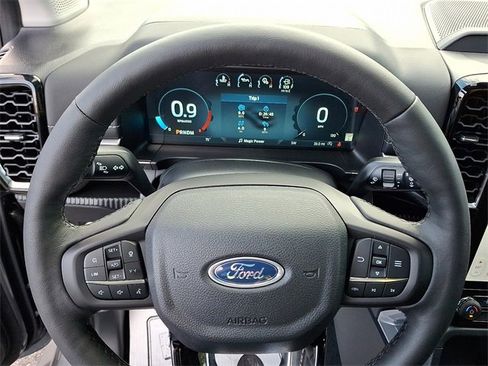 New 2025 Ford Ranger Lariat w/ FX4 Off-Road Package image 14