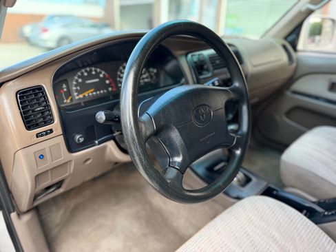 Used 1998 Toyota 4Runner SR5 RWD image 16
