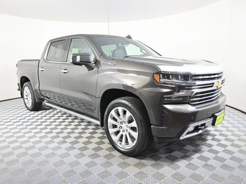 Used 2021 Chevrolet Silverado 1500 High Country w/ Technology Package image 11