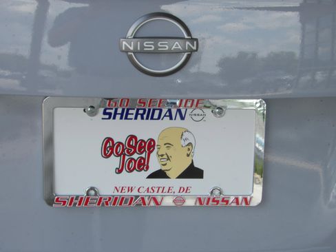 New 2025 Nissan Versa SR w/ Trunk Package image 10