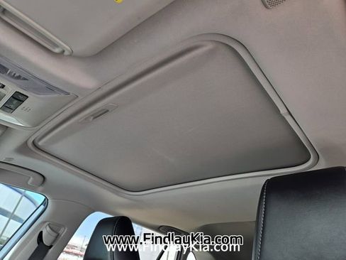 Used 2023 Toyota RAV4 Limited FWD image 12