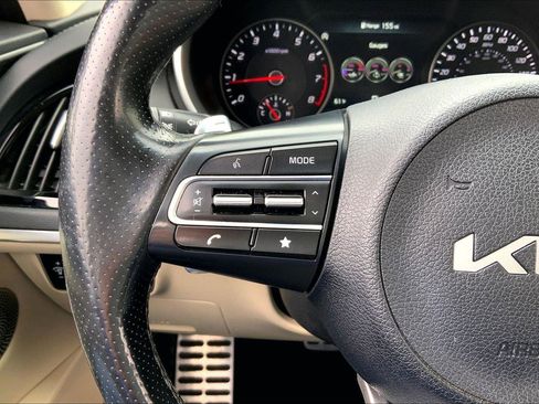 Used 2023 Kia Stinger GT2 AWD/4WD image 17