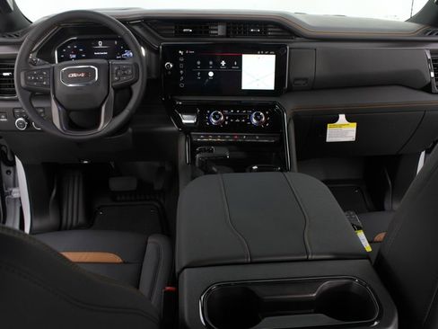 New 2026 GMC Sierra 1500 AT4 w/ AT4 Premium Package AWD/4WD image 12