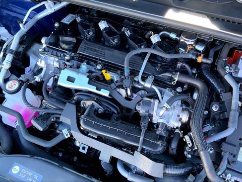Used 2023 Toyota Prius LE FWD image 32