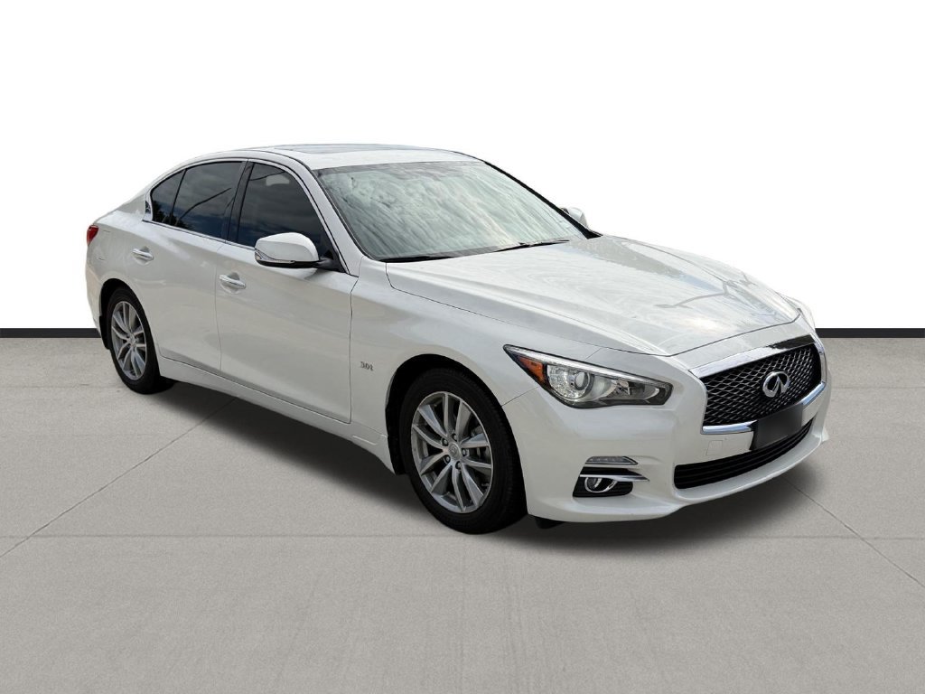 Used 2016 INFINITI Q50 3.0t Premium w/ 3.0T Premium Plus Package RWD image 3