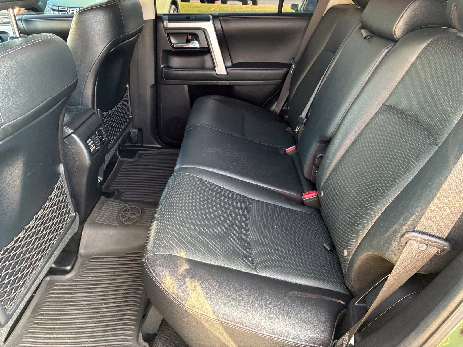 Used 2022 Toyota 4Runner Limited AWD/4WD image 14