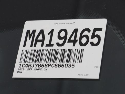 Used 2023 Jeep Grand Cherokee 4WD 4xe image 28