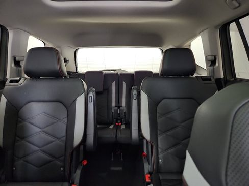 New 2026 Volkswagen Atlas Peak Edition AWD/4WD image 30