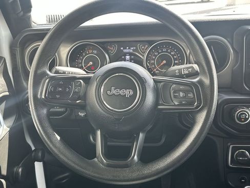 Used 2021 Jeep Wrangler Unlimited Sport image 18