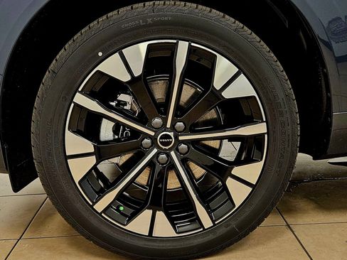 New 2026 Volvo XC60 B5 Plus w/ Protection Package Premier AWD/4WD image 48