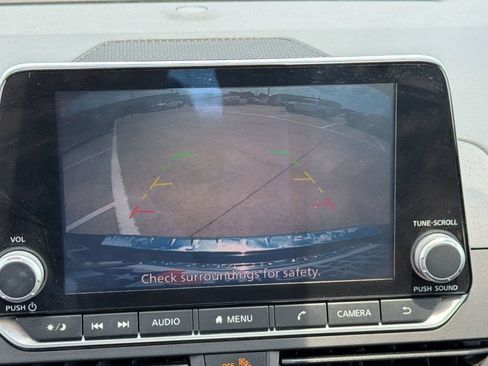 Used 2023 Nissan Altima 2.5 SV FWD image 18