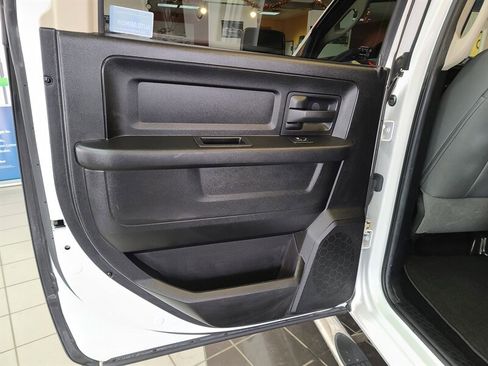 Used 2014 RAM 1500 Express image 11