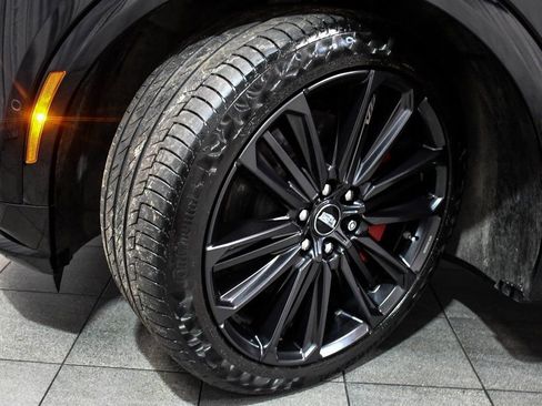 Used 2026 Cadillac Lyriq V AWD/4WD image 7