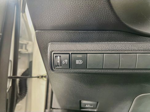 Used 2024 Toyota Corolla SE FWD image 10