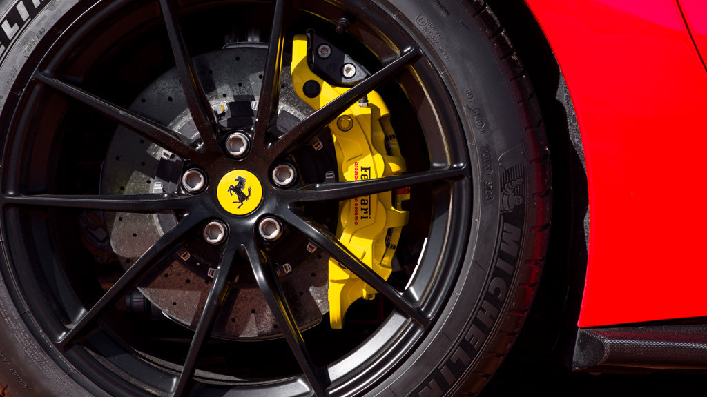 Used 2023 Ferrari 812 GTS RWD image 40