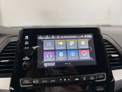 Used 2018 Honda Odyssey Touring image 65