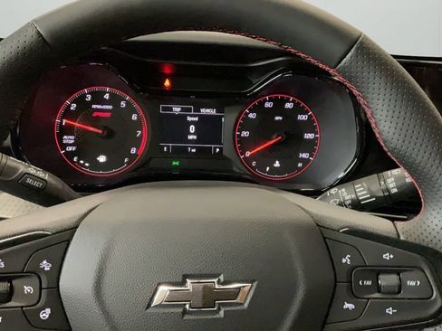 Used 2026 Chevrolet Trax RS w/ Driver Confidence Package FWD image 36
