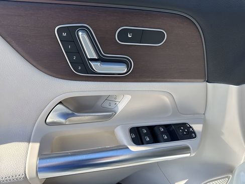 Used 2022 Mercedes-Benz GLA 250 GLA 250 image 26