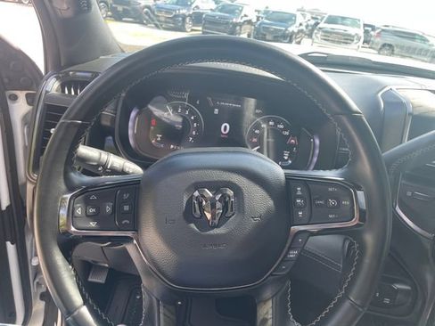Used 2025 RAM 3500 Limited AWD/4WD image 30