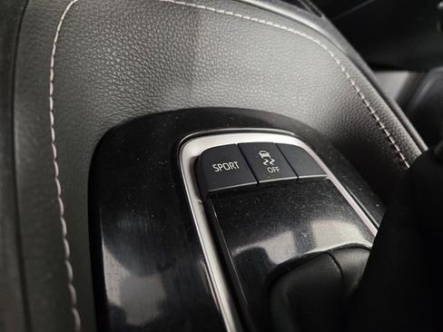 Used 2022 Toyota Corolla SE image 25