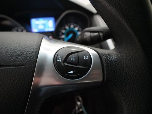 Used 2014 Ford Focus SE image 16