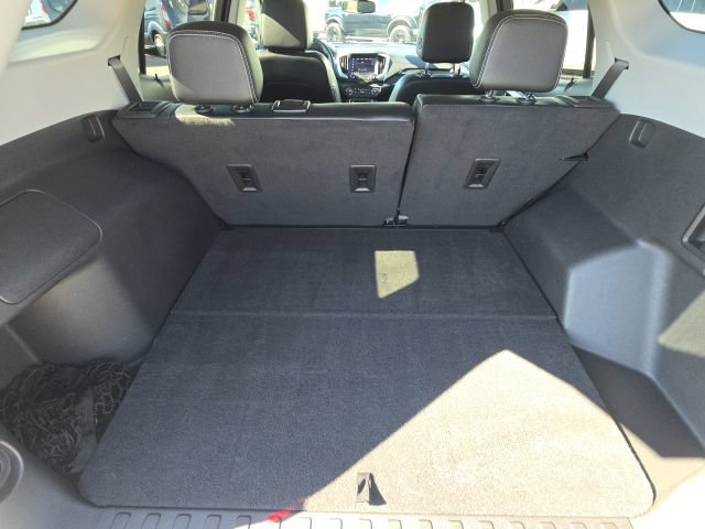 Used 2023 GMC Terrain SLT w/ Tech Package AWD/4WD image 14