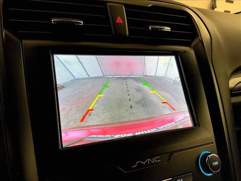 Used 2020 Ford Fusion SE w/ Equipment Group 151A FWD image 20