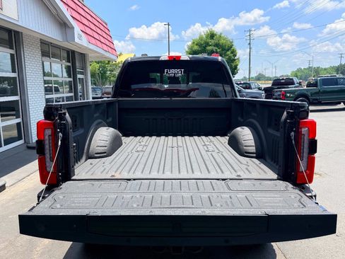 Used 2024 Ford F250 Platinum AWD/4WD image 10