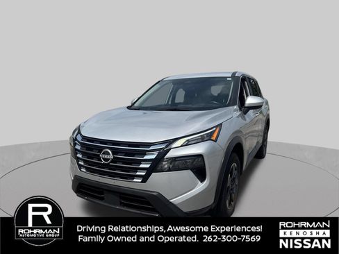 Used 2025 Nissan Rogue SV AWD/4WD image 1