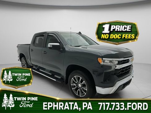 Used 2025 Chevrolet Silverado 1500 LT w/ Max Trailering Package AWD/4WD image 1